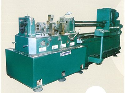 柴油機(jī)缸體主軸孔、凸輪軸孔精鏜組合機(jī)床